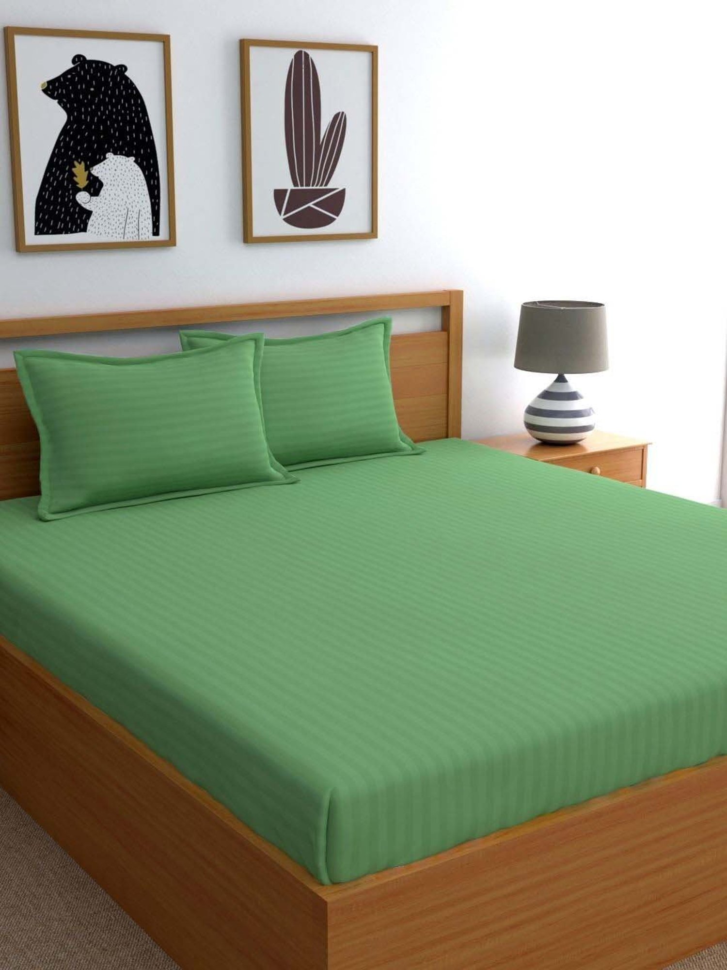 My Room Green 100% Cotton 300 TC King Bedsheet with 2 Pillow Covers