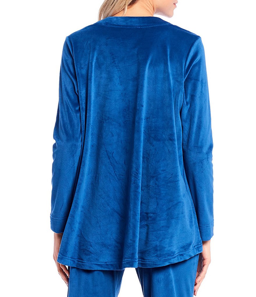 Natori Velour V-Neck Long Sleeve Swing Top