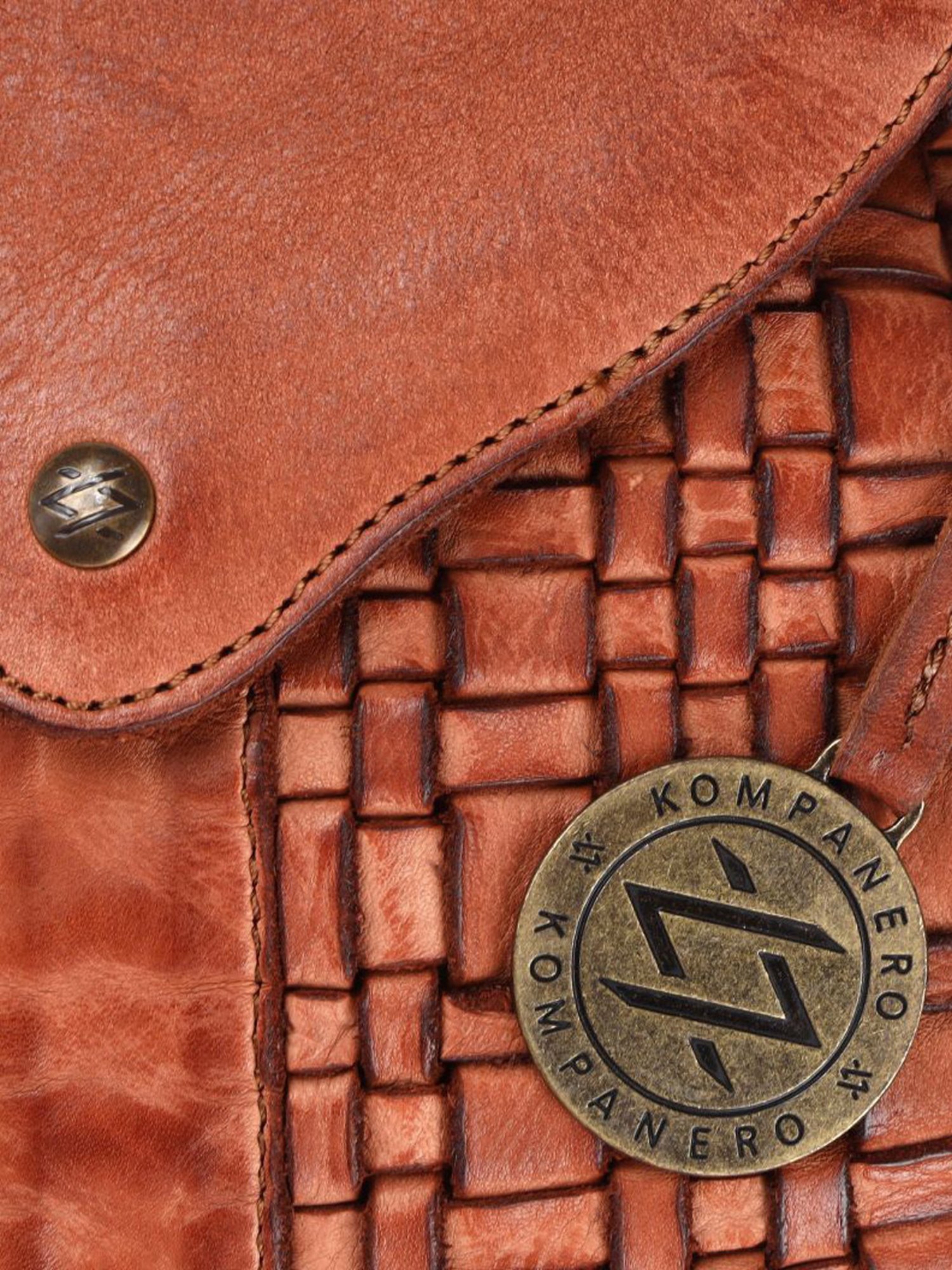 KOMPANERO Mia Cognac Leather Textured Sling Handbag