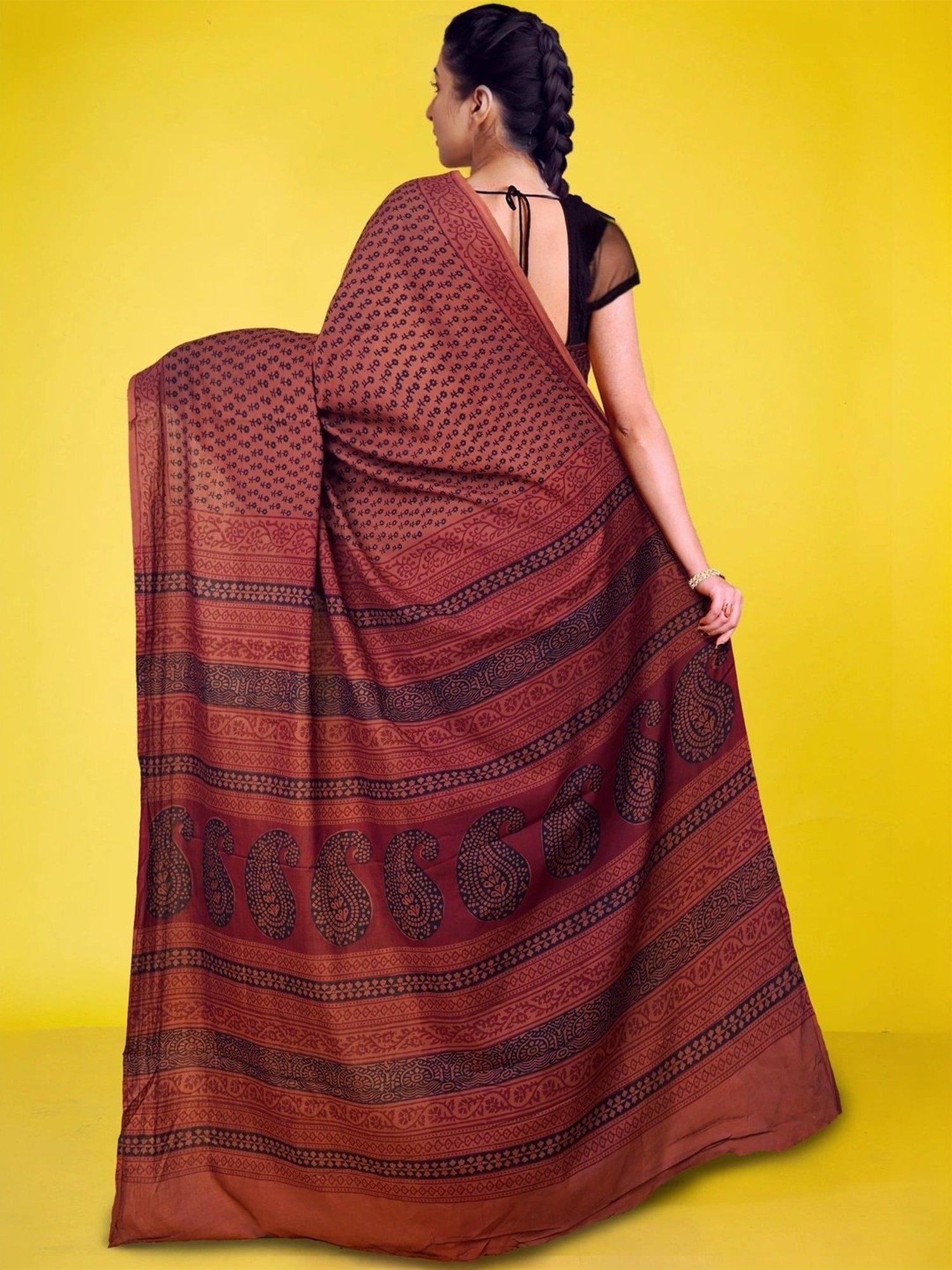 Unnati Silks Brown Cotton Printed Saree With Unstitched Blouse