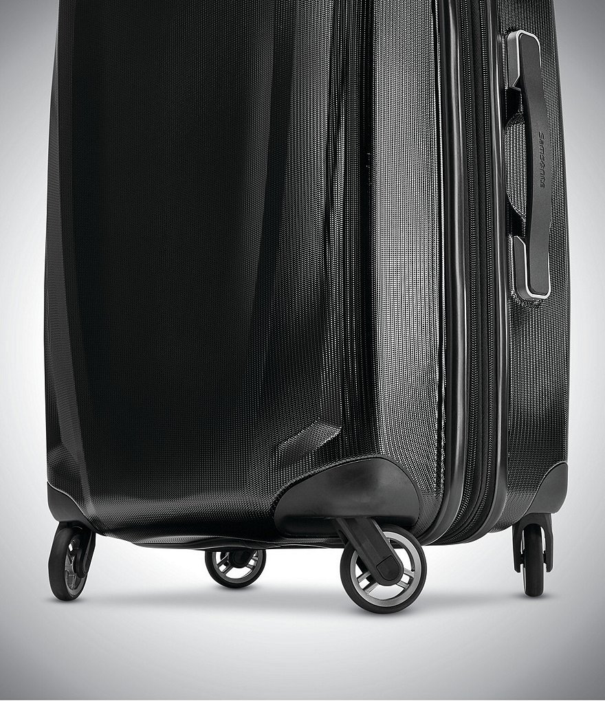 Samsonite Winfield 3 DLX Medium Spinner