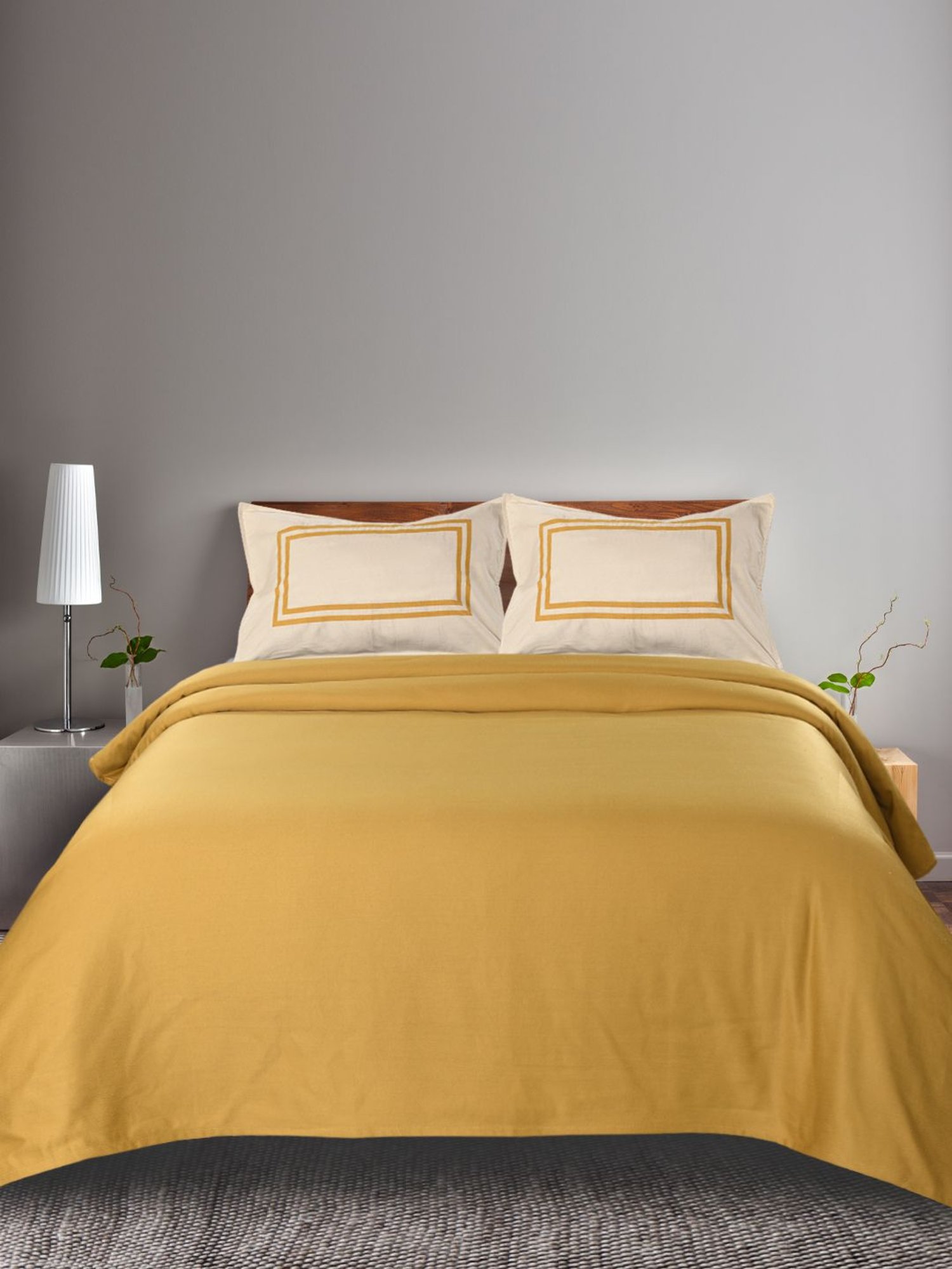 Saral Home Abstract Yellow 155 TC Cotton King Sized Bed Sheet with 2 Pillow Covers
