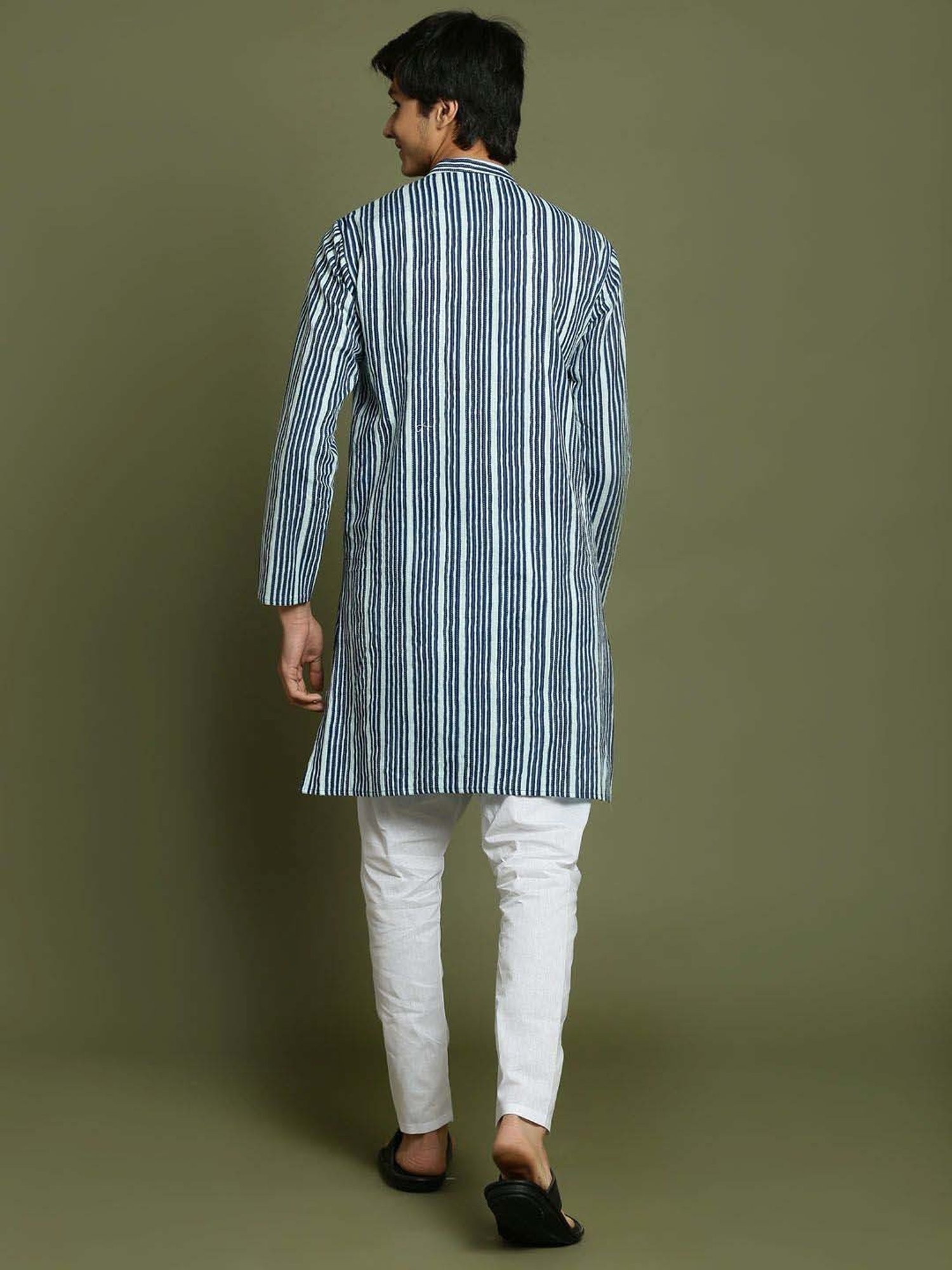 VASTRAMAY Kids Pink & White Floral Print Kurta Set