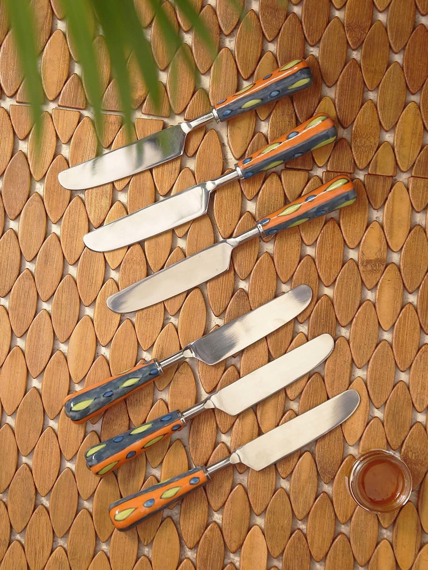 ExclusiveLane 'The Mughal Aakar' Hand-Painted Table Knives In Stainless Steel & Ceramic (Set of 6)