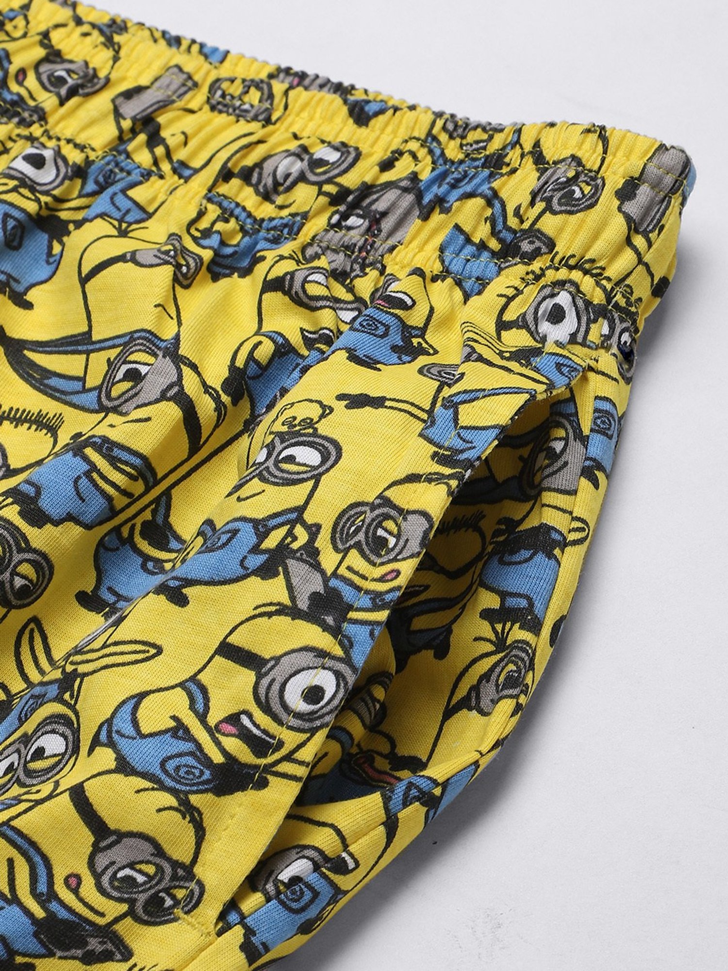 Free Authority Minions Printed Regular Fit Pyjamas
