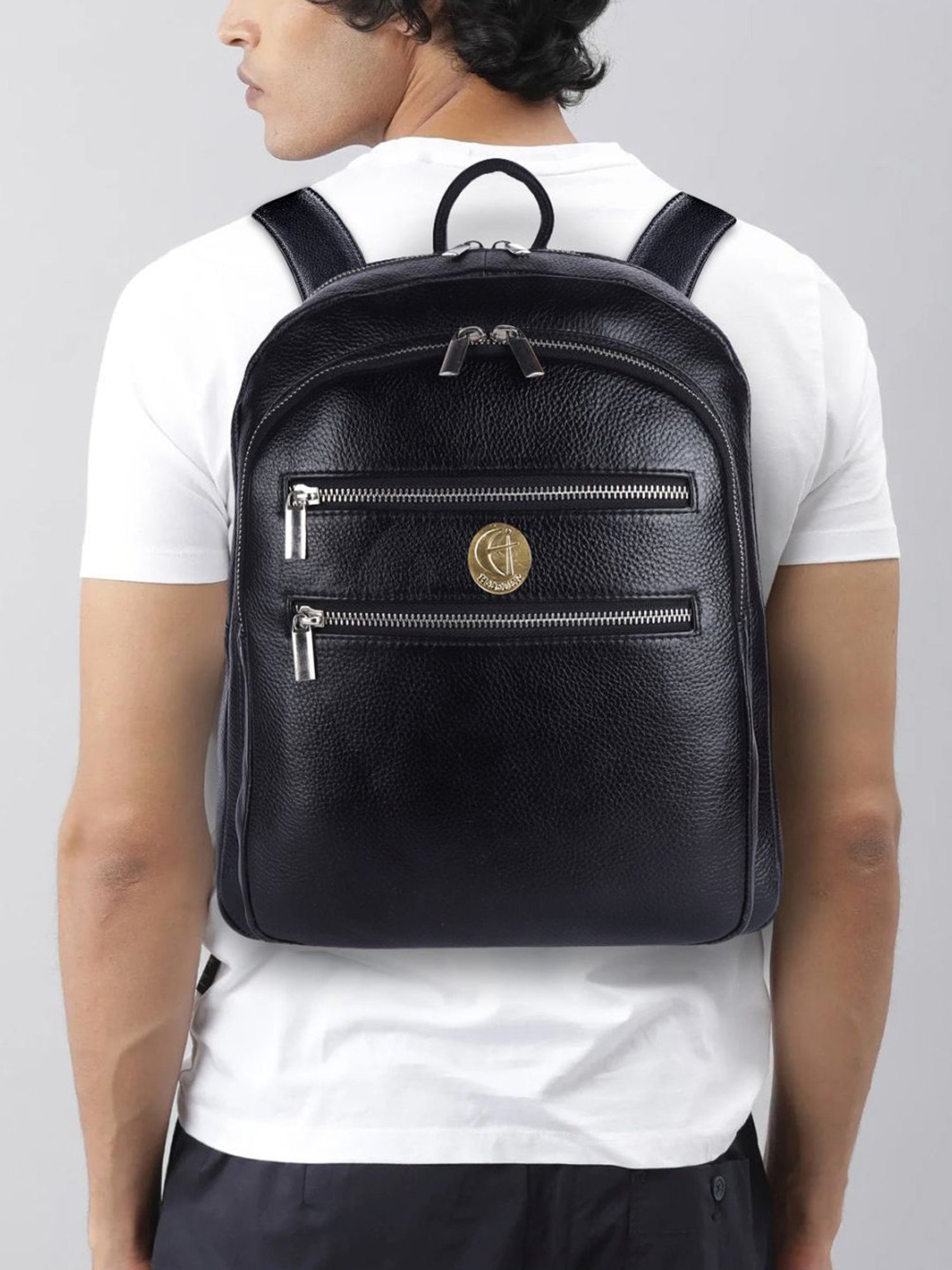 HiLEDER 15.9 Ltrs Black Large Laptop Backpack