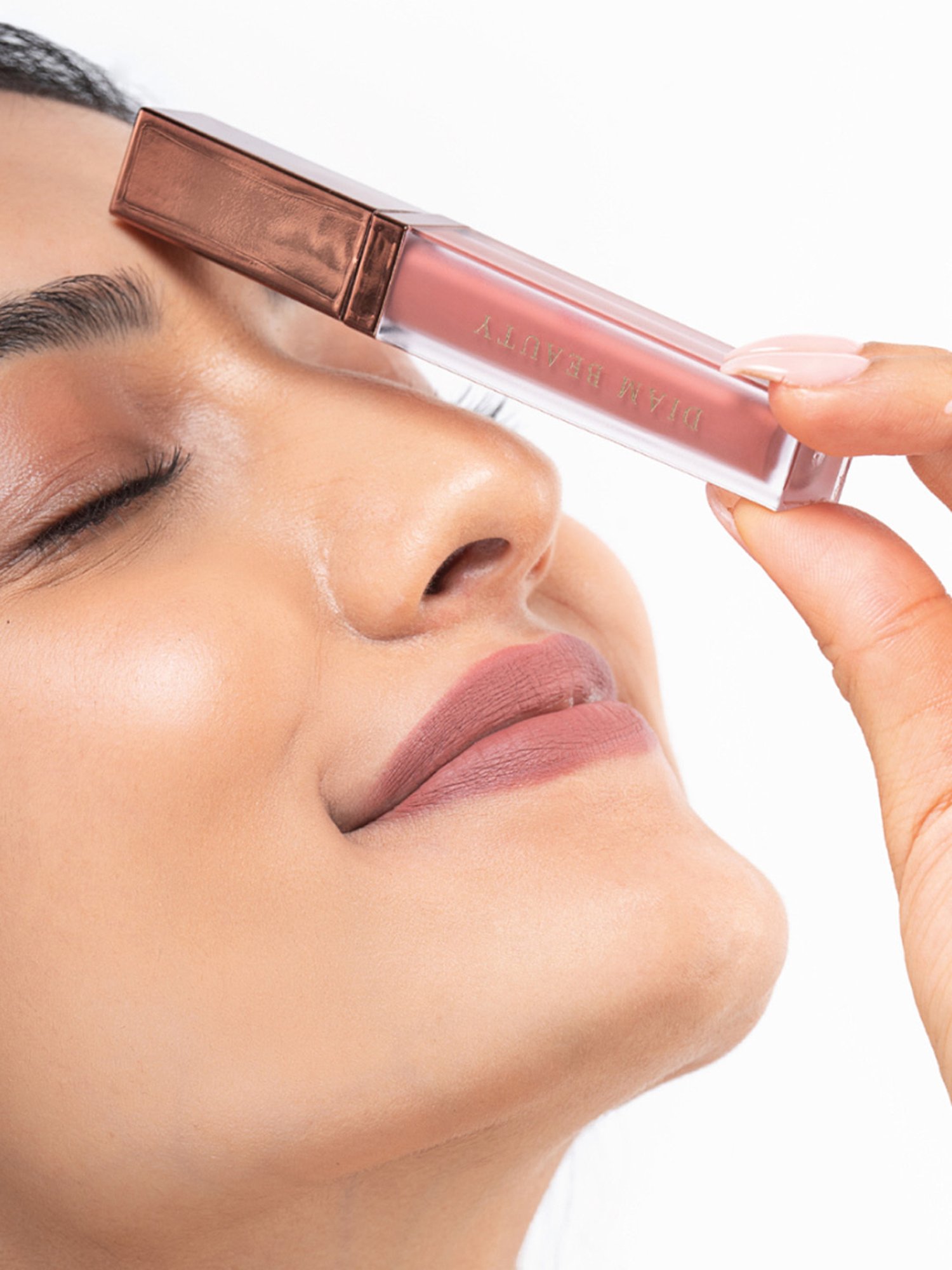 DIAM BEAUTY Matte-nificient Liquid Lipstick Nude Attitude - 6 ml