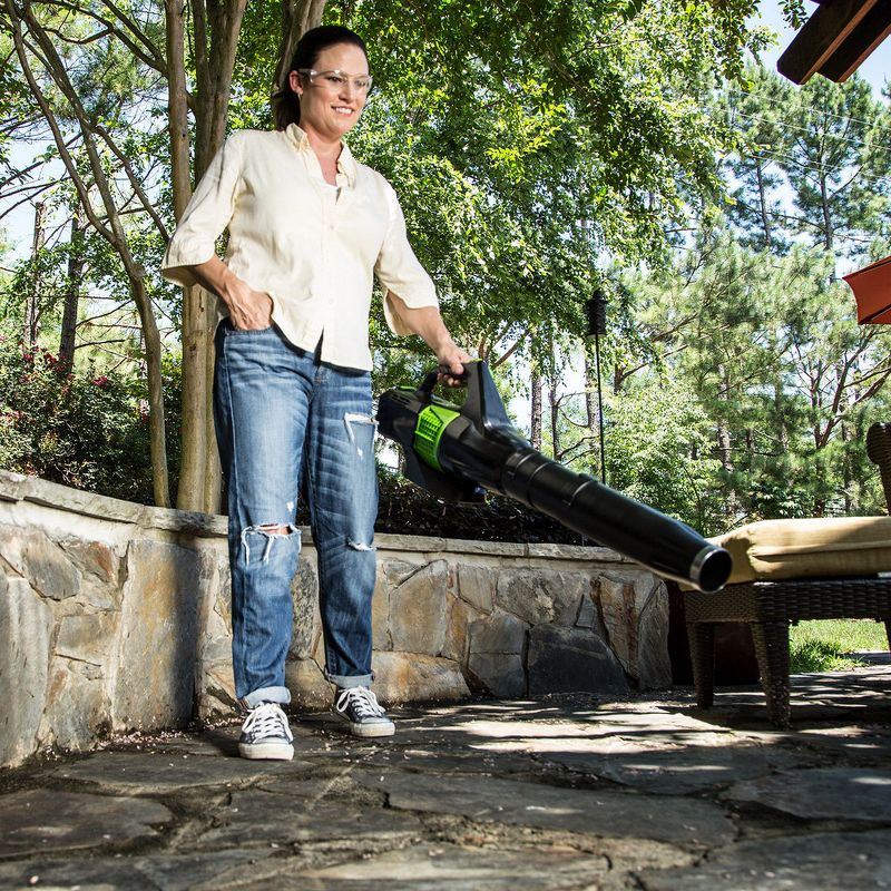 Greenworks 2402302-RC Pro 60V Max Lithium Ion 540-CFM 140-MPH Heavy-Duty Brushless Cordless Electric Leaf Blower (Tool Only)