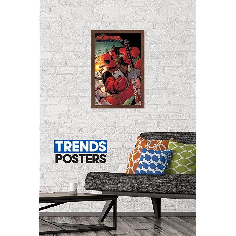 Marvel Comics - Deadpool - Selfie Wall Poster, 14.725" x 22.375", Mahogany Framed Version