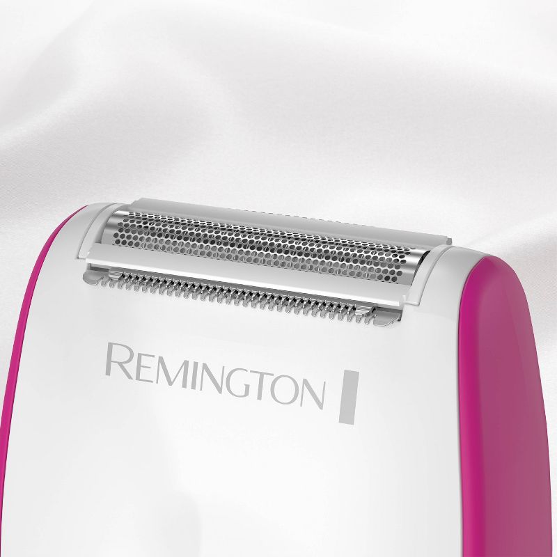 Remington Compact Women's Travel Electric Shaver WSF4810D - Trial Size