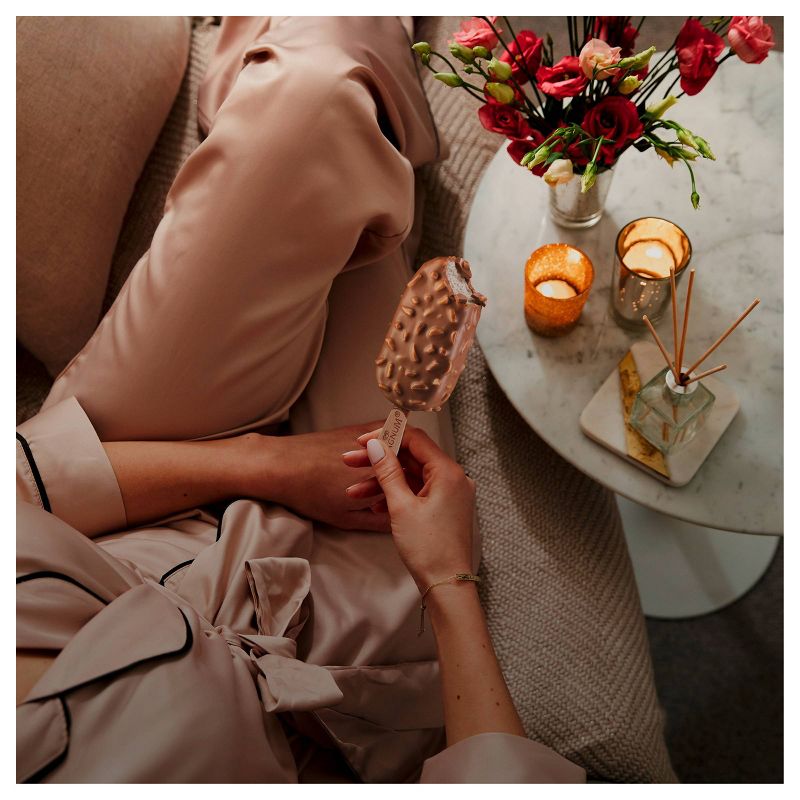 Magnum Vanilla Ice Cream Bars Dipped in Milk Chocolate and Almonds - 3ct