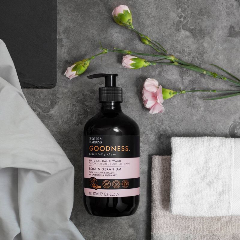 Baylis & Harding Hand Wash Soap Rose and Geranium - 16.9 fl oz