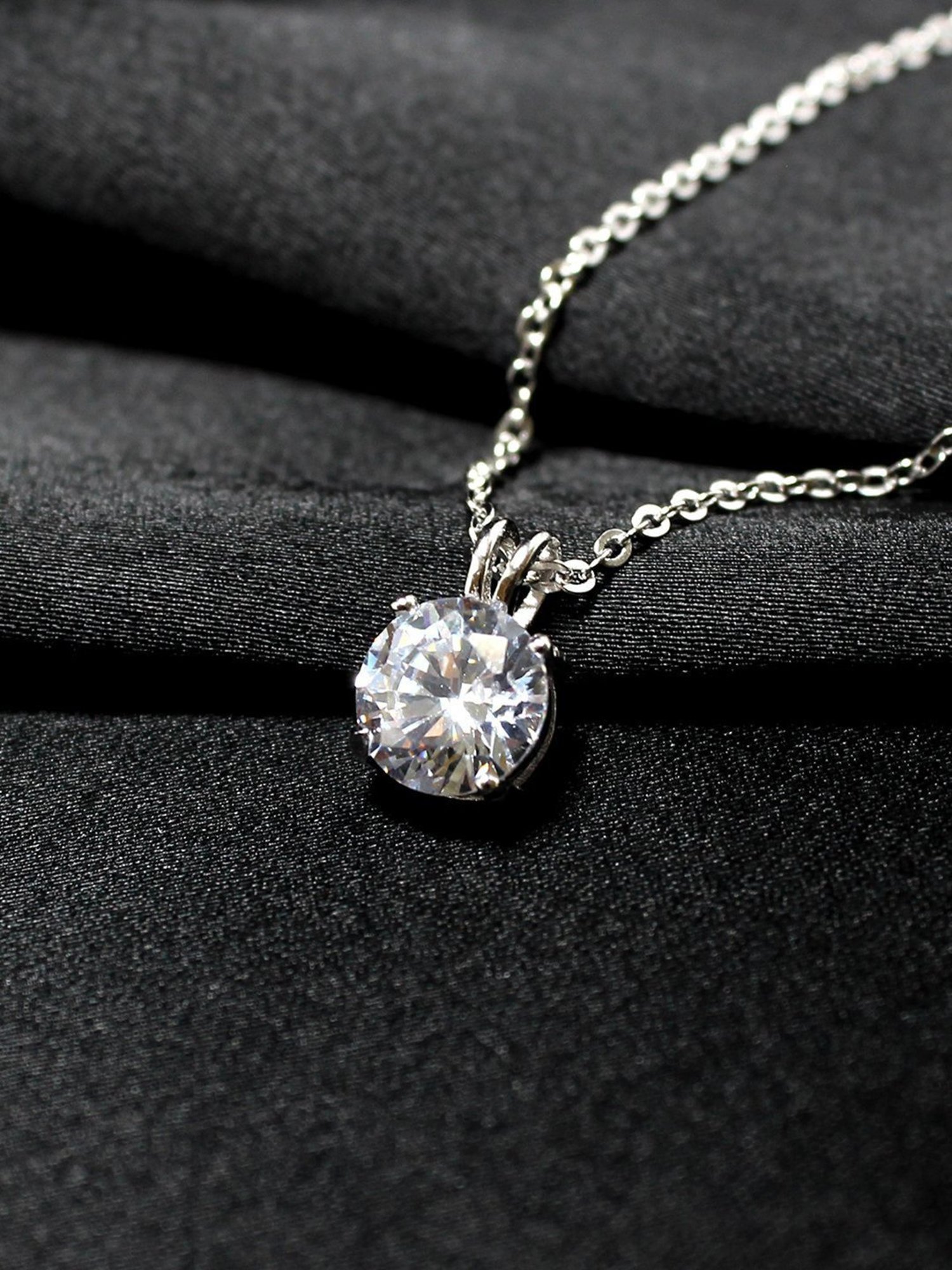 GIVA Anushka's 92.5 Sterling Silver Pendant with Chain