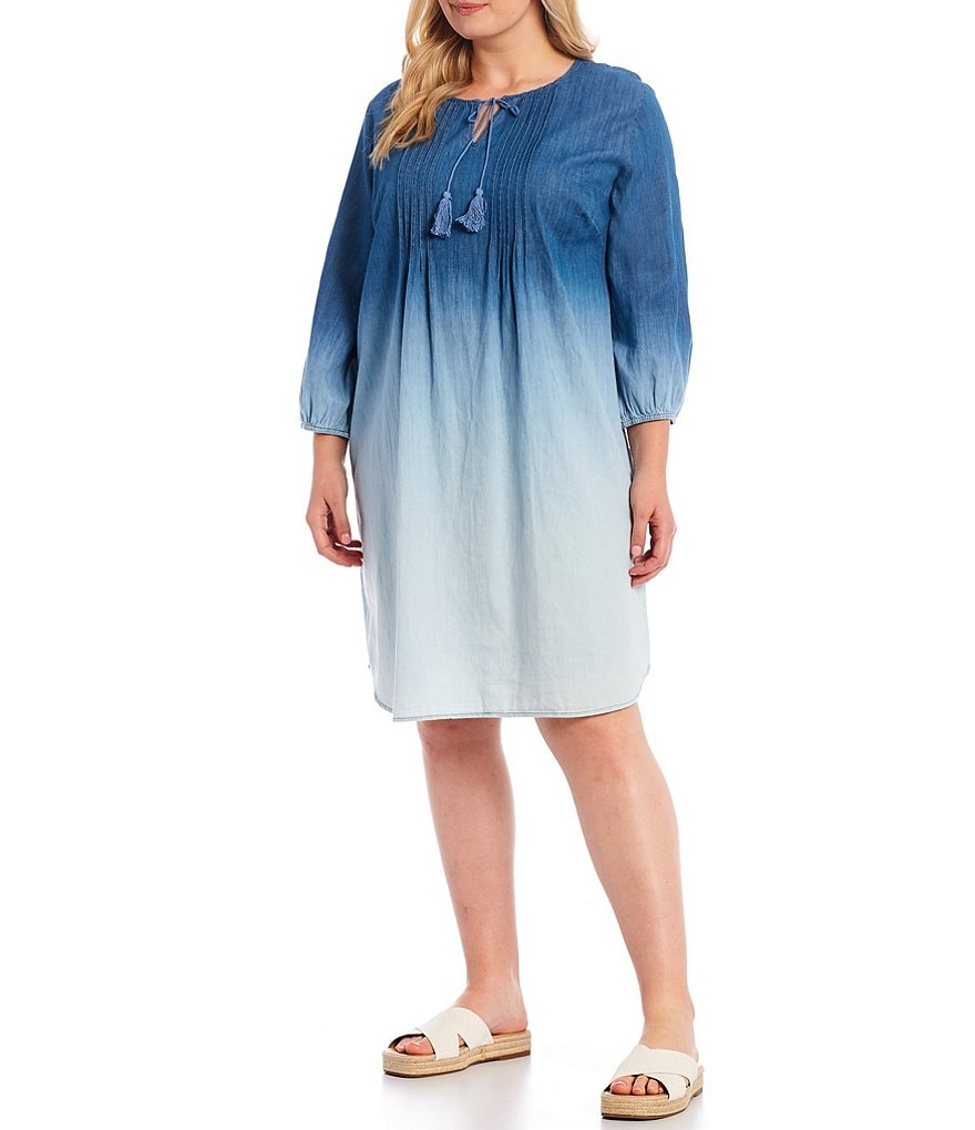 Jkara Plus V-Neck Short Sleeve Beaded Bodice Capelet Gown