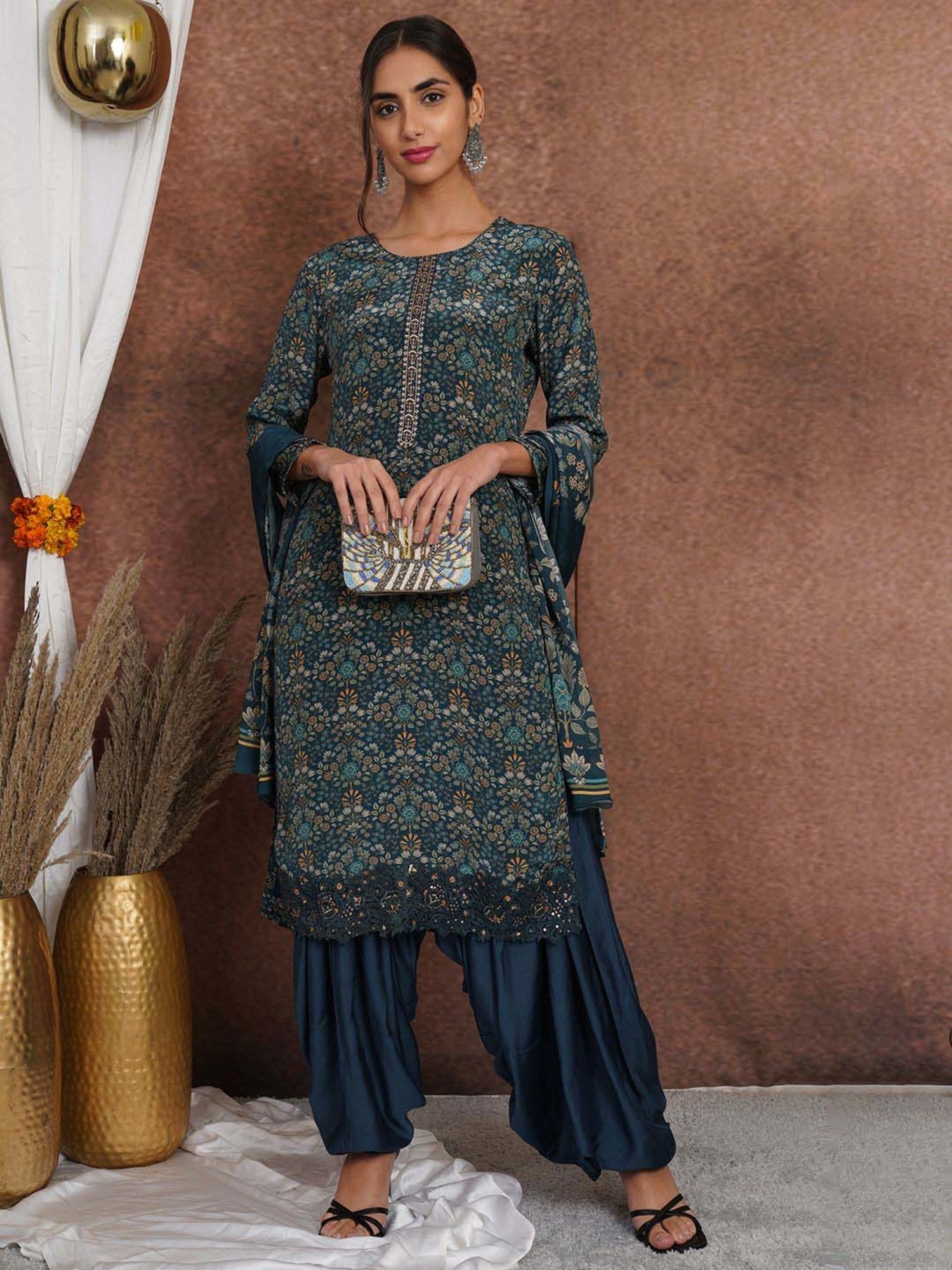 Stylee LIFESTYLE Blue Printed Unstitched Dress Material