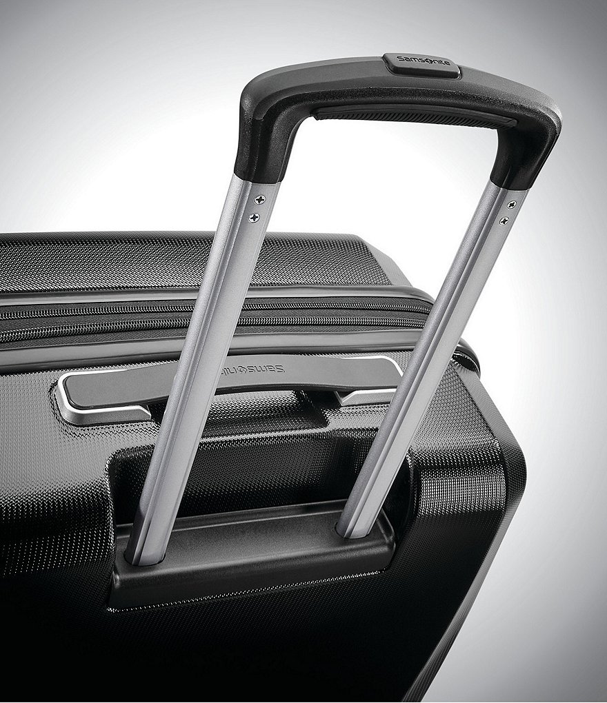 Samsonite Winfield 3 DLX Medium Spinner
