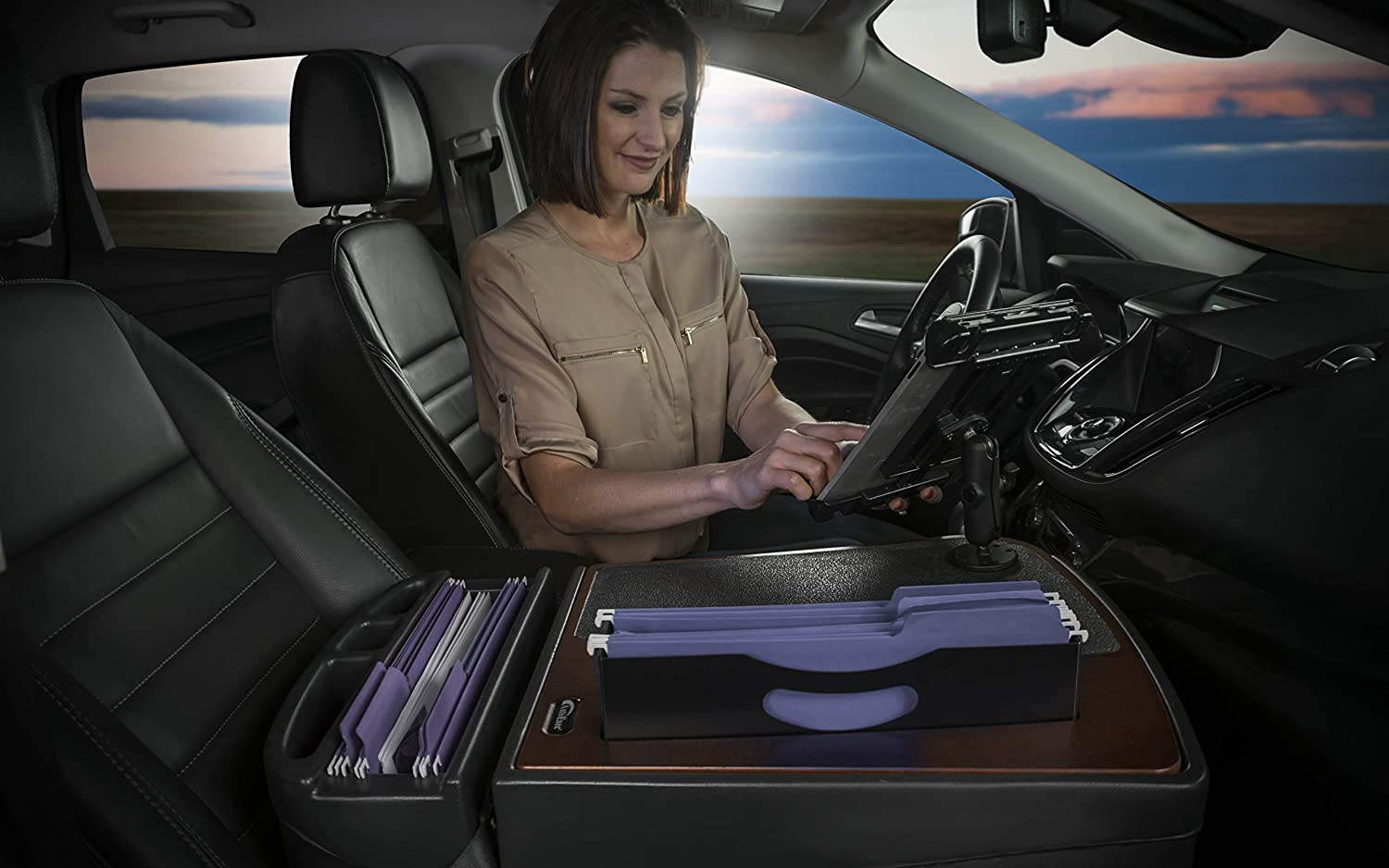 AutoExec AUE26007 Efficiency FileMaster Car Desk Mahogany Finish with Built-in 200 Watt Power Inverter and Tablet Mount
AESFile-02-Tablet MAH