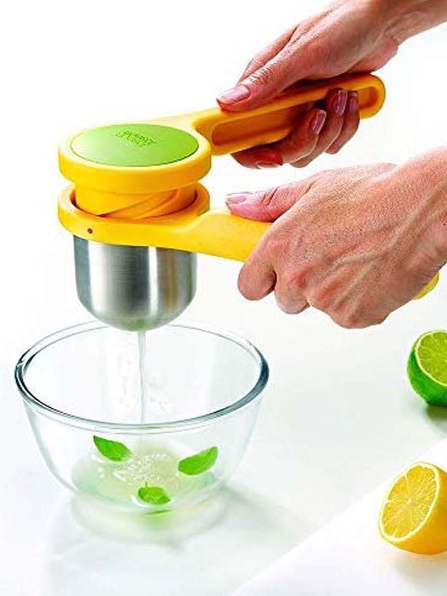 Joseph Joseph Yellow Plastic 9 cm Citrus Juiicer - Set of 1