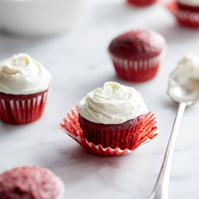 Pillsbury Baking Creamy Supreme Cheese Frosting - 16oz