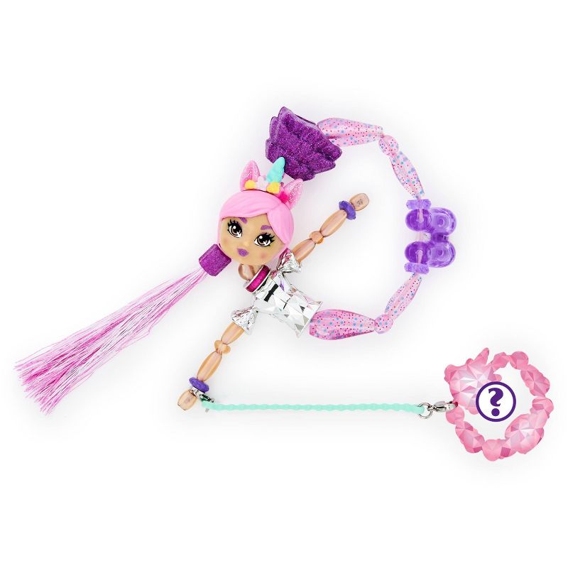 Twisty Girlz Glitzy Bitsy Transforming Doll to Collectible Bracelet with Mystery Twisty Petz