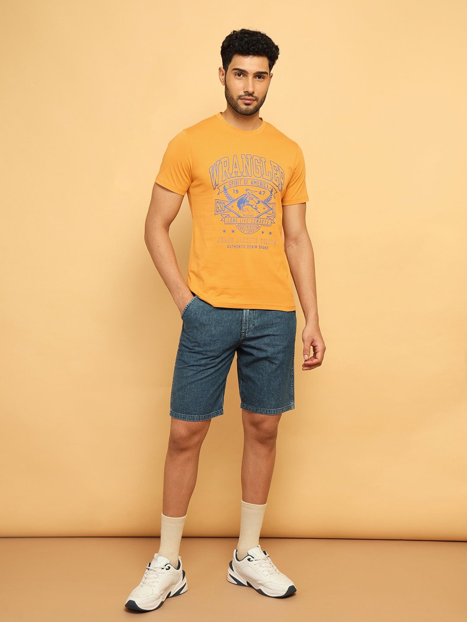 Wrangler Mustard Regular Fit Graphic Print Cotton Crew T-Shirt