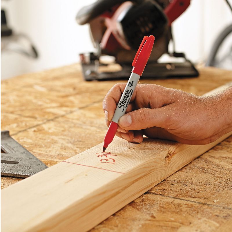 Sharpie Retractable Permanent Marker Fine Point Red 32702