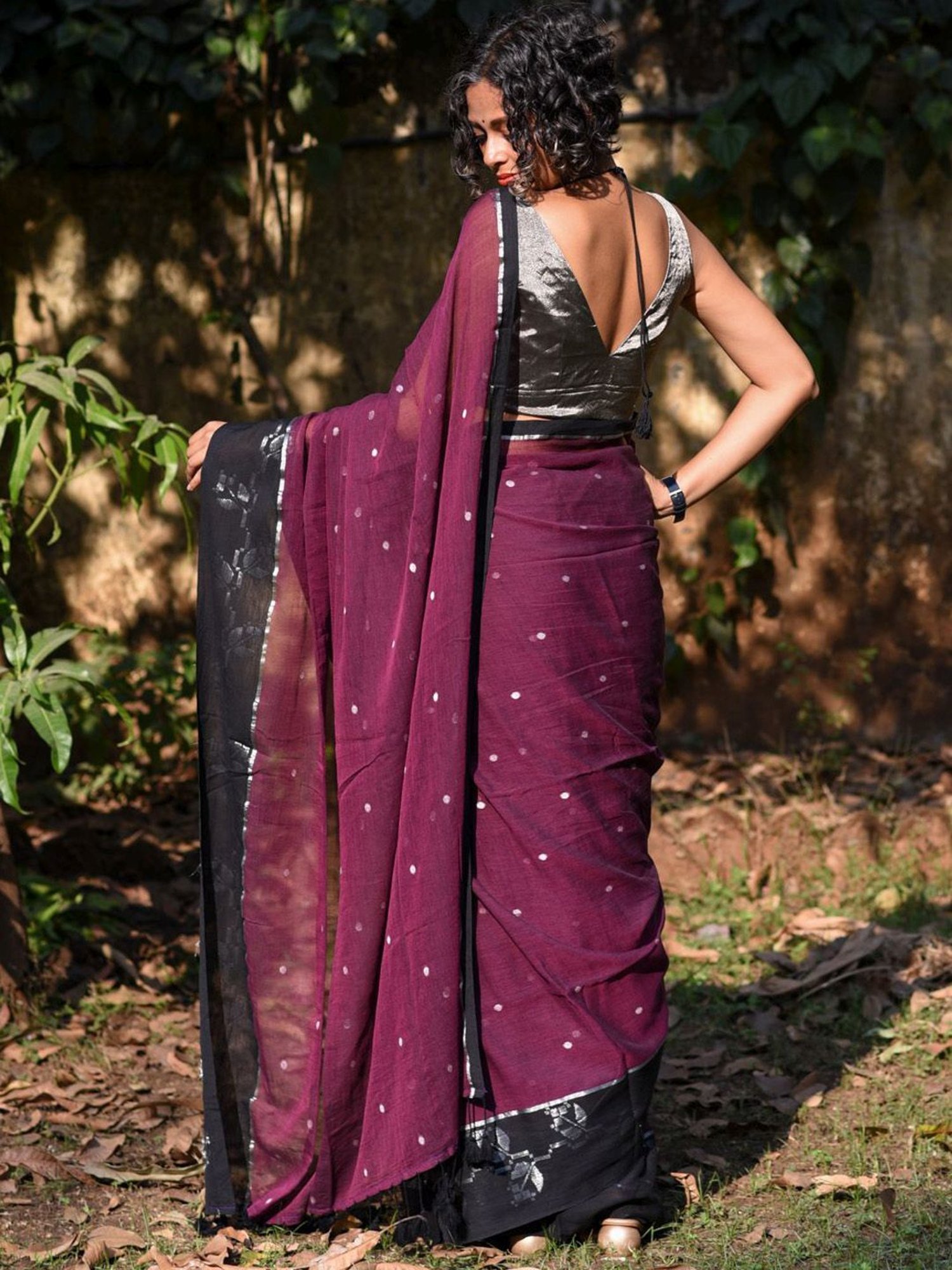 Suta Purple Cotton Woven Saree Without Blouse
