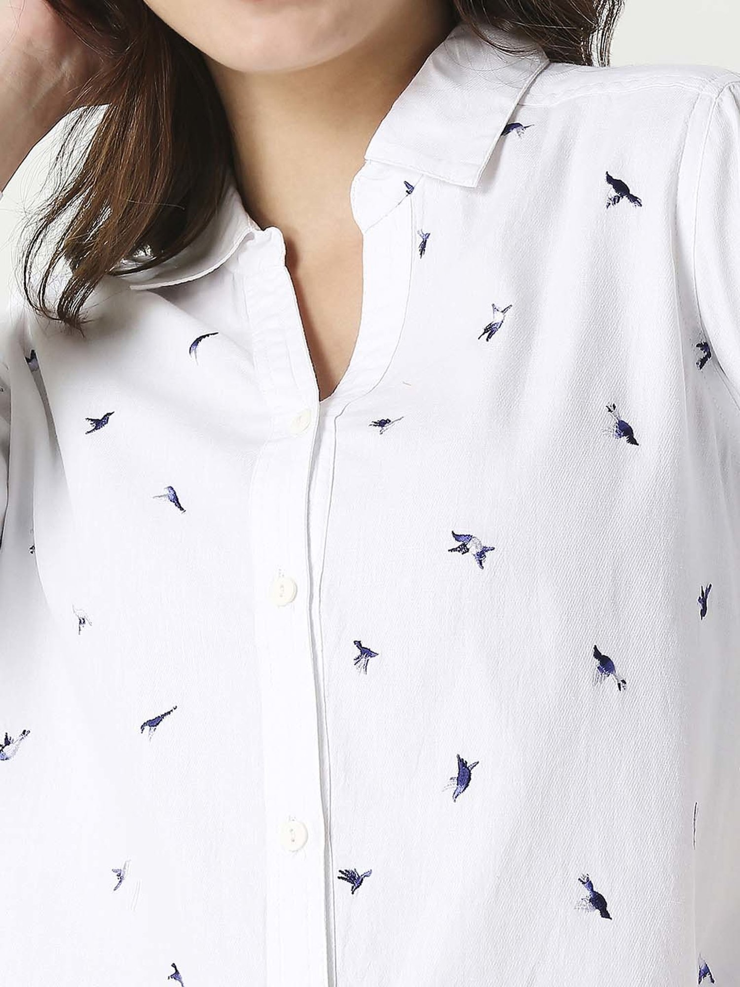 Remanika White Cotton Embroidered Shirt