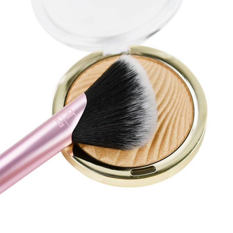 Real Techniques Rebel Edge Medium Brush