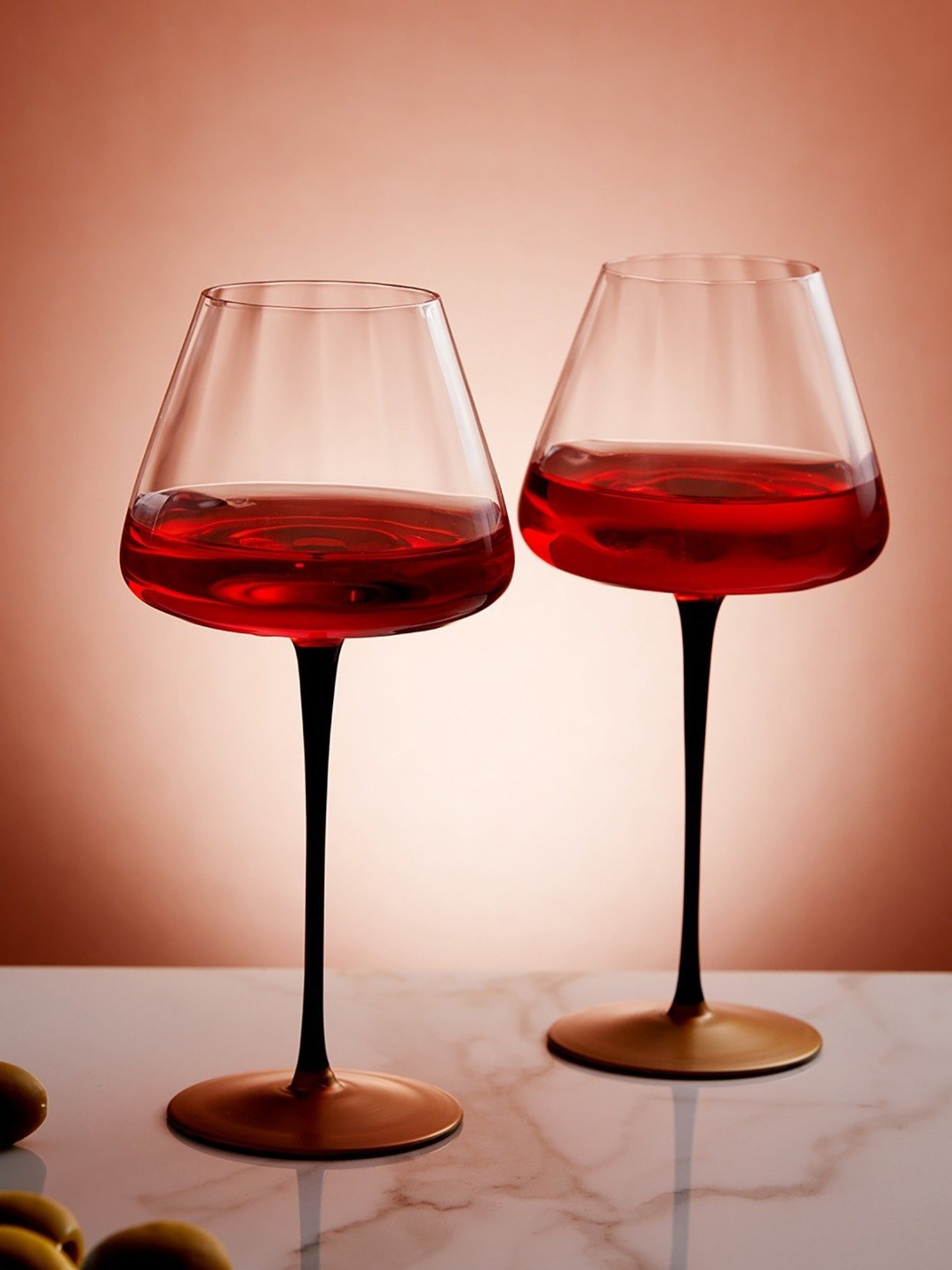 Trovea's Italian Midnight Noir Transparent Glass Red Wine Glass - Set of 2
