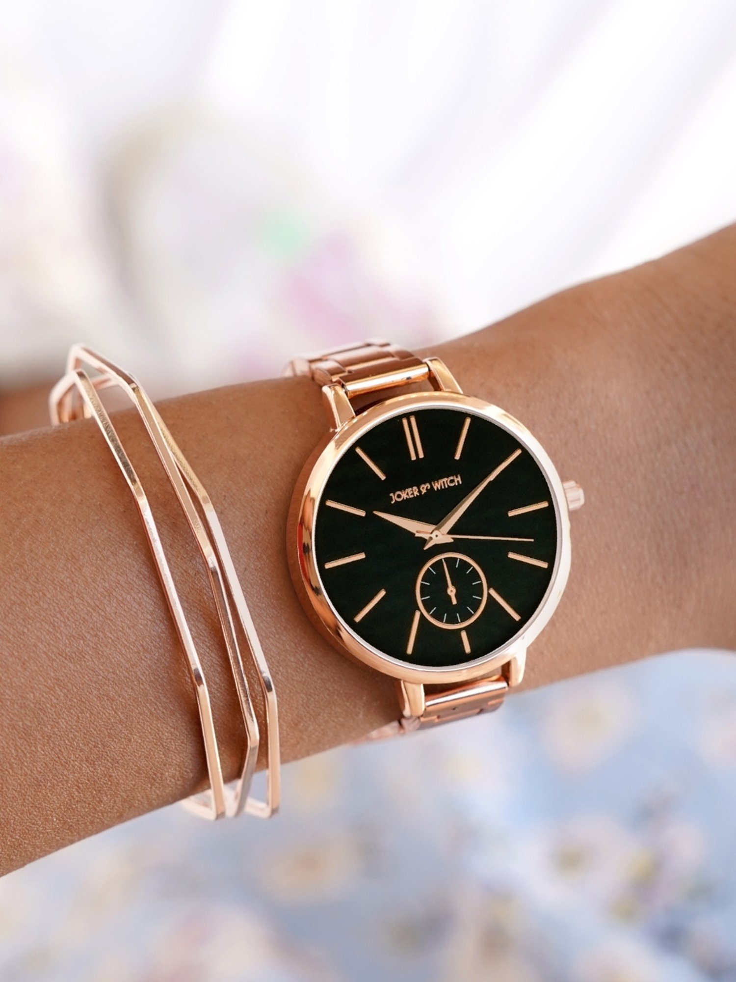 Joker & WItch JWLT582 Analog Watch for Women With Ring, Bracelet