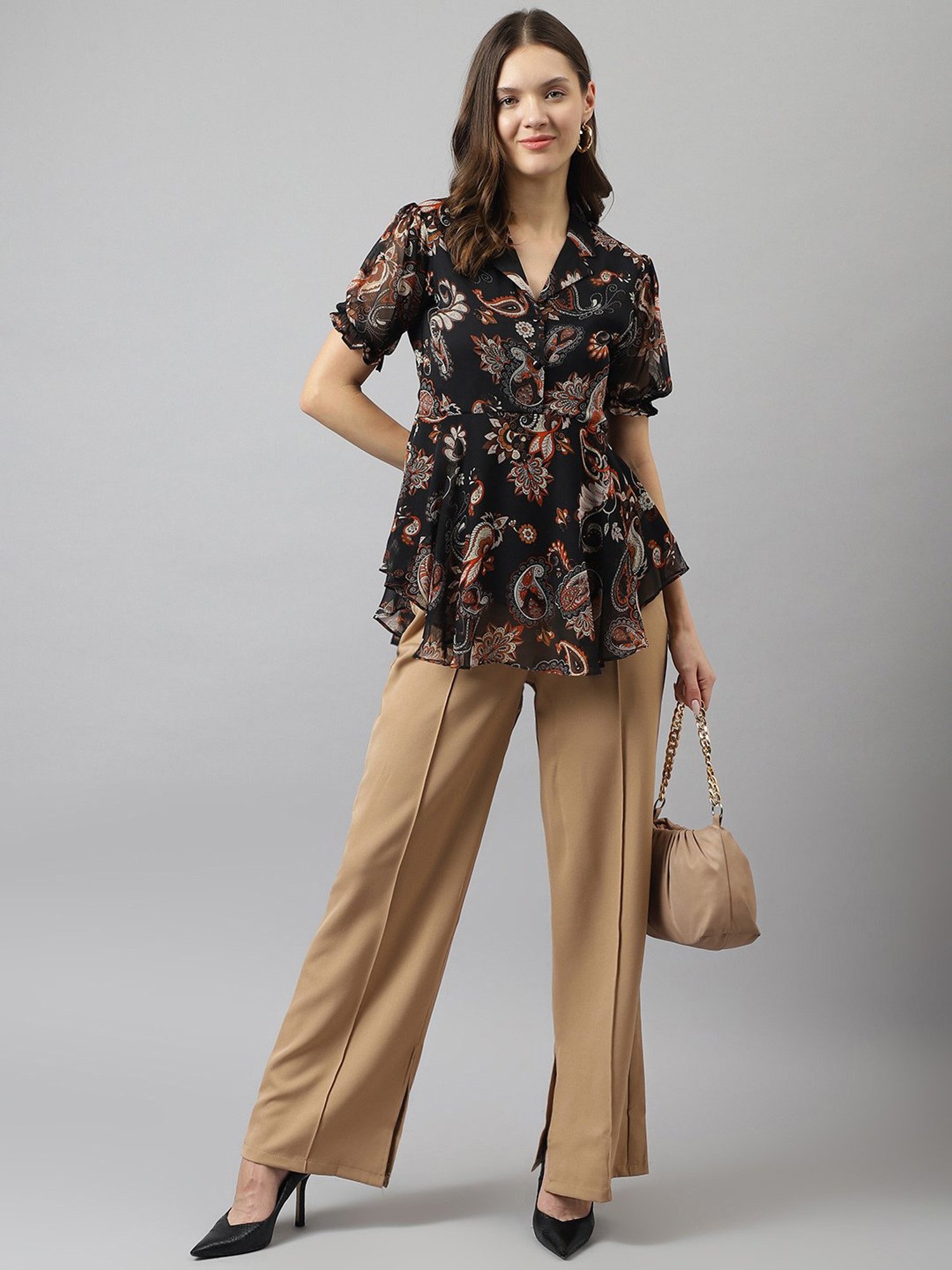 KERI PERRY Black Printed Top