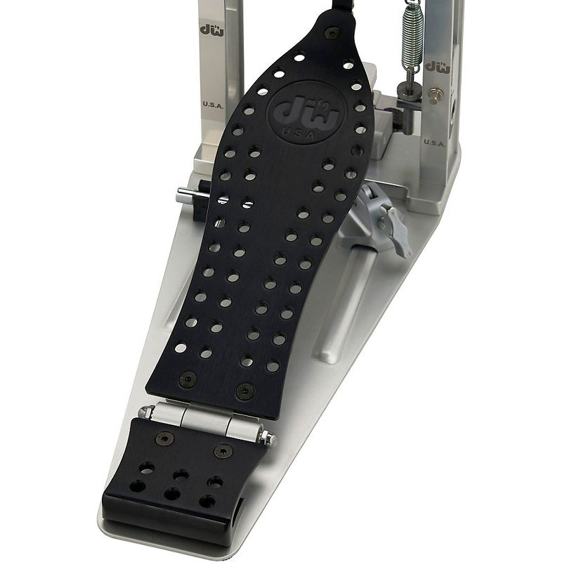 DW Colorboard Machined Chain Drive Single Bass Drum Pedal with Black Footboard