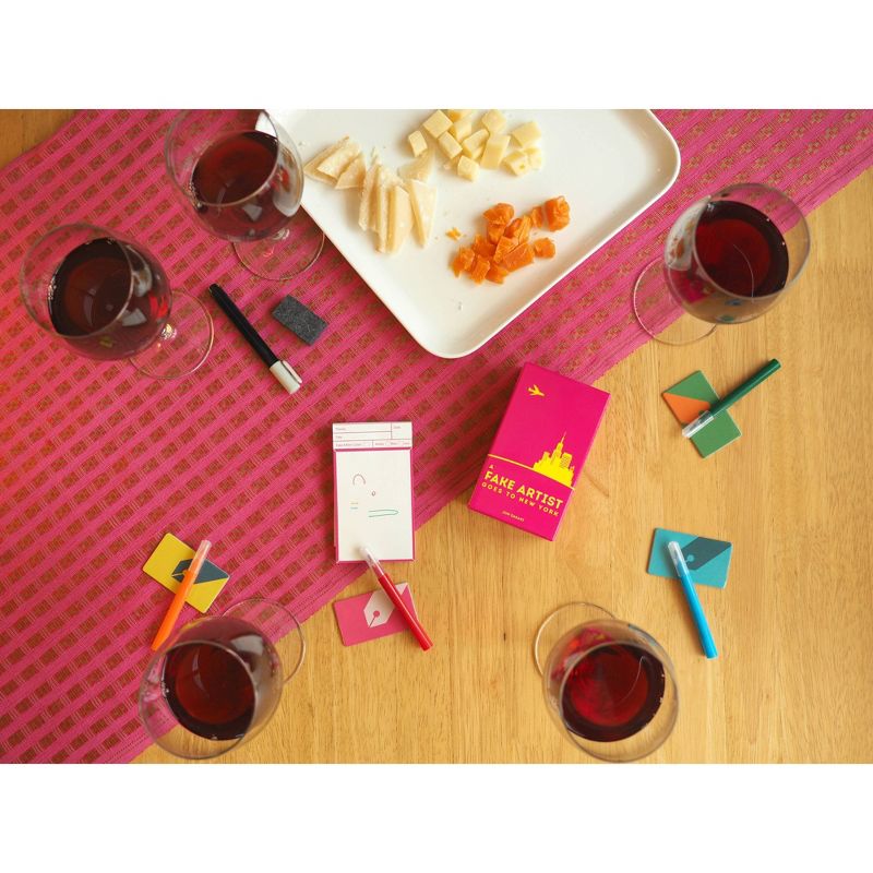 Fake Artist Goes to New York Board Game