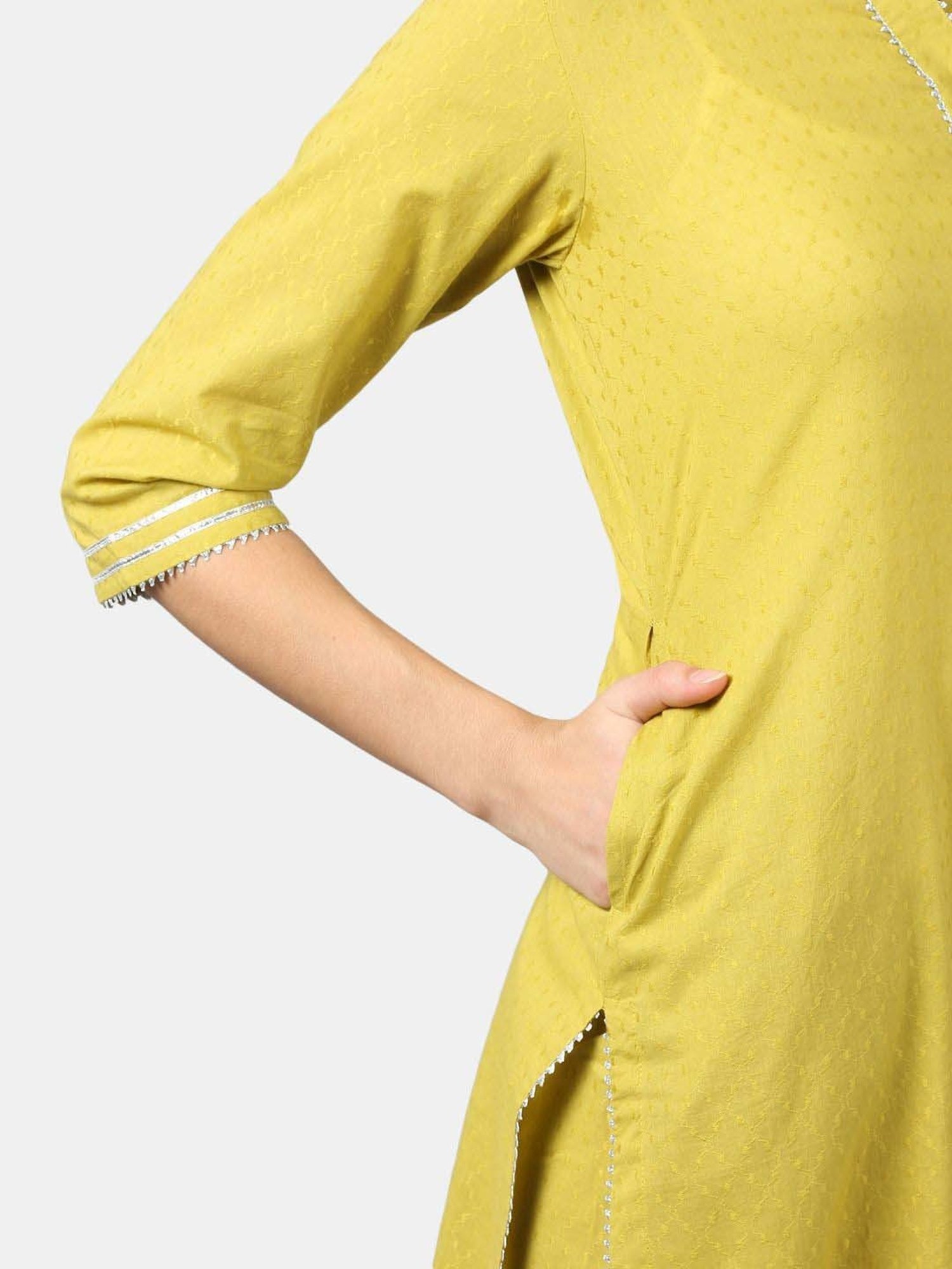 DART STUDIO Green Cotton Embroidered Straight Kurta