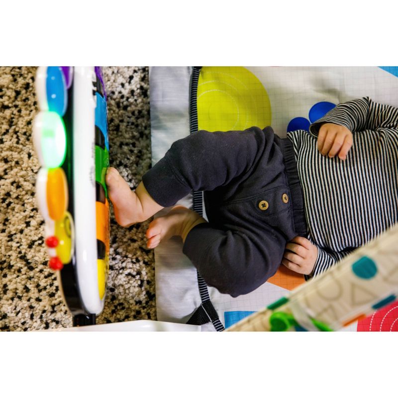 Toddleroo by North States Superyard Balloon Ride Play Mat