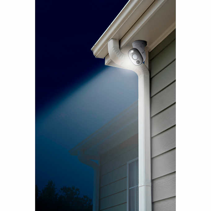 Swann 4K DVR Security Kit with 16 Channel DVR, 8 Sensor Warning Light Cams and 2 Dome Cams COD16-55802D8WLWF-US Surveillance Camera 16 Channels 10 Cameras 2TB 4K UHD