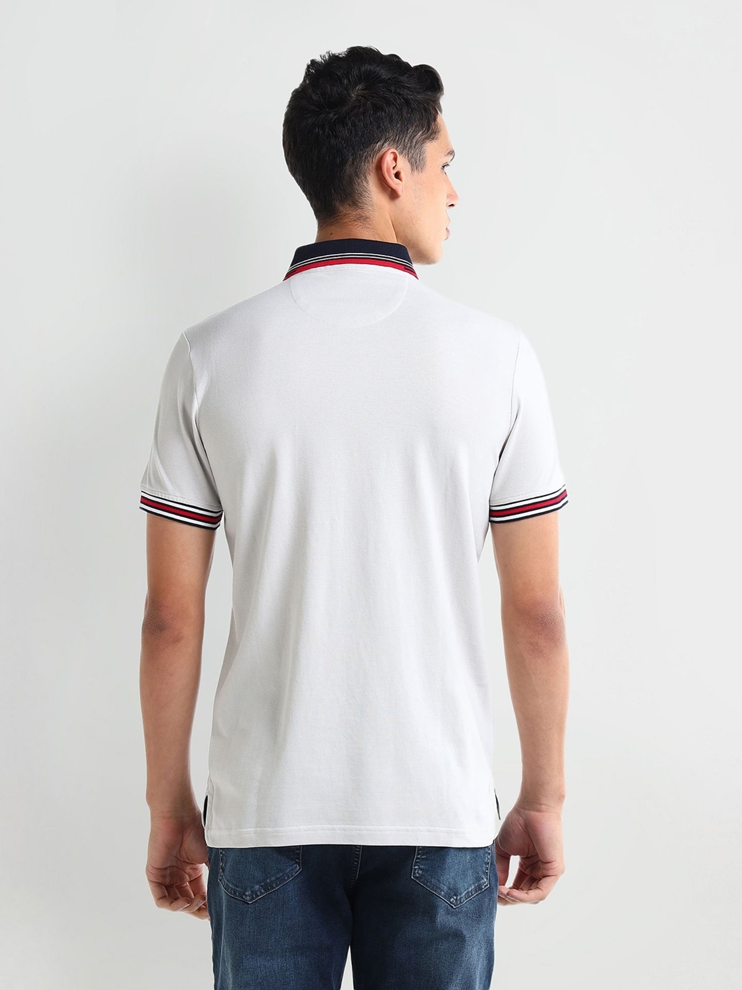 Arrow White Cotton Regular fit Solid Polo T-Shirt