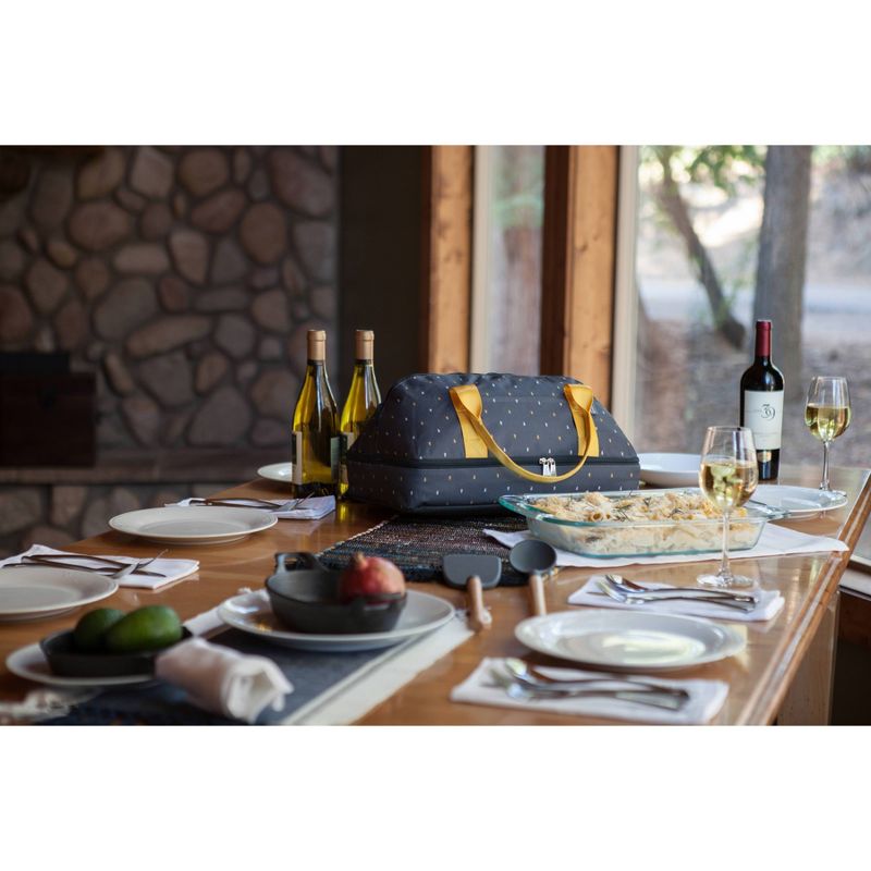 Picnic Time Potluck Casserole Tote Anthology Collection - Gray/Gold