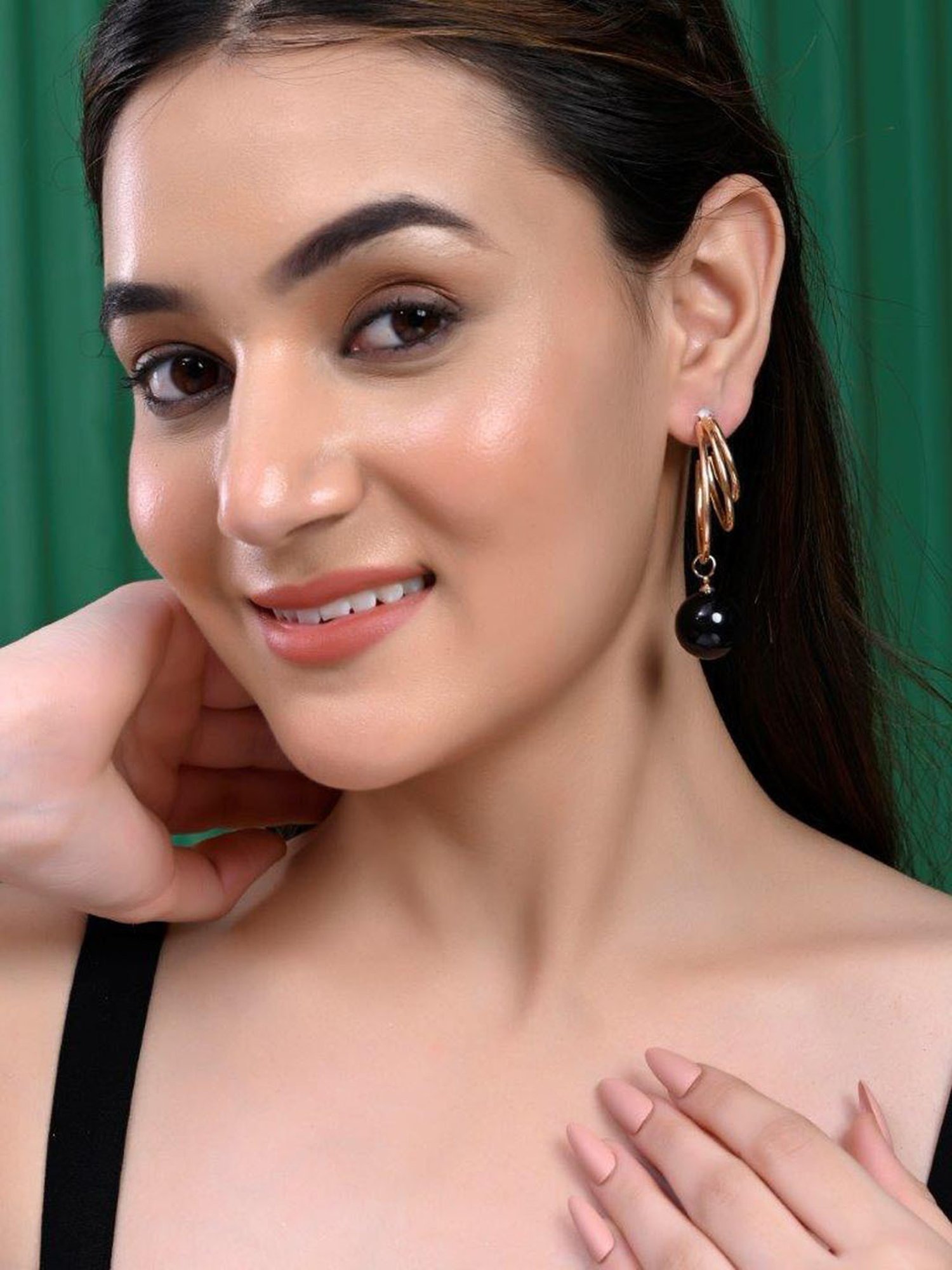 VOJ Set of 2 Korean Drop Gold Plated Black Pearl and Silver Plated White Pearl Earrings for Women