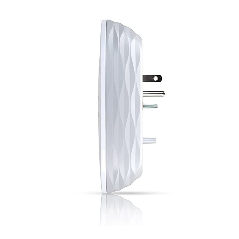 360303 Studio Surge Protector, White