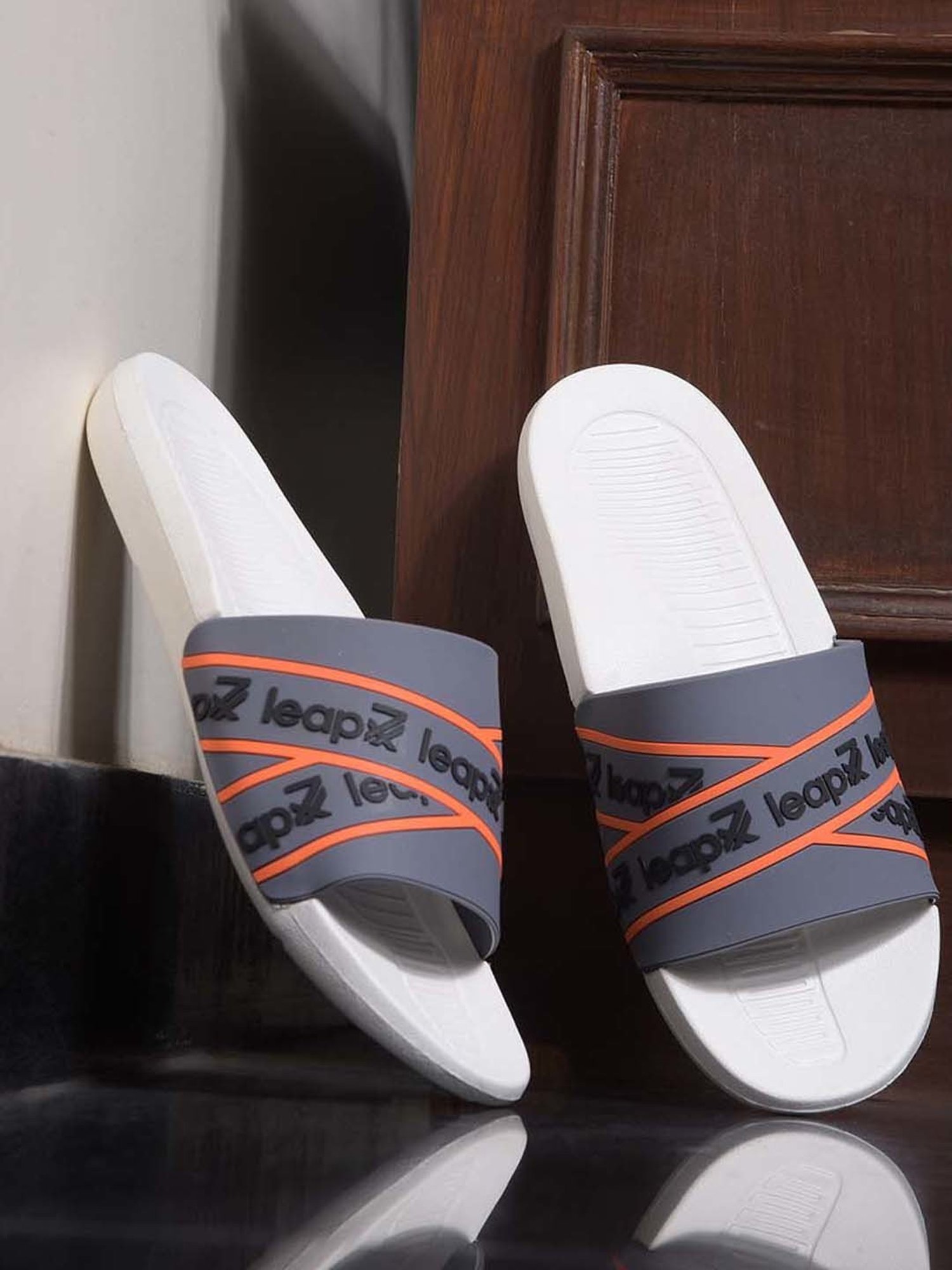 Leap7X by Liberty Men's Dark Grey Slides