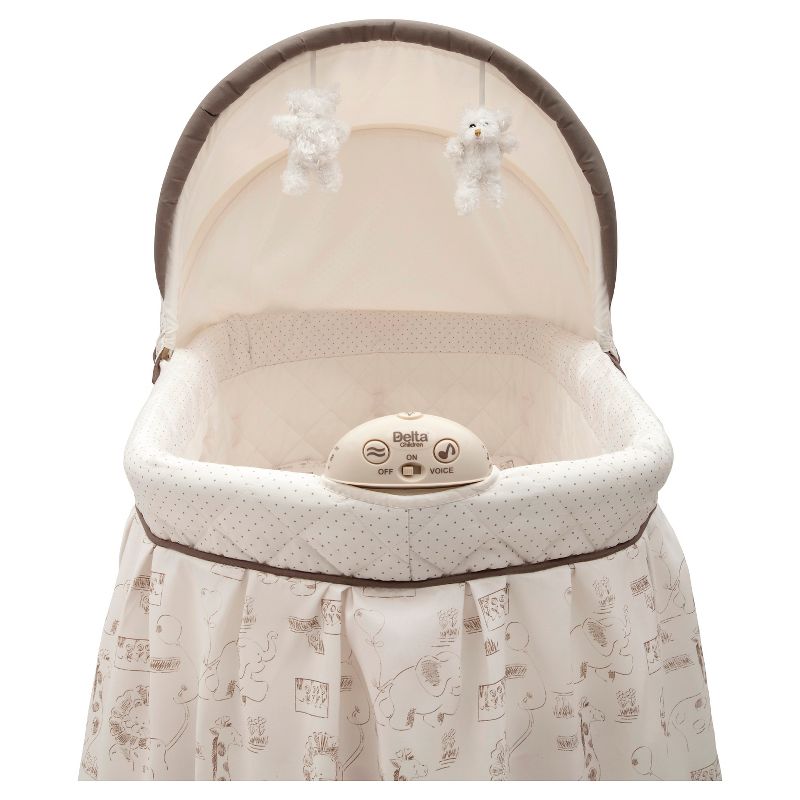 Simmons Kids' Silent Auto Gliding Deluxe Bassinet - Embossed Paisley