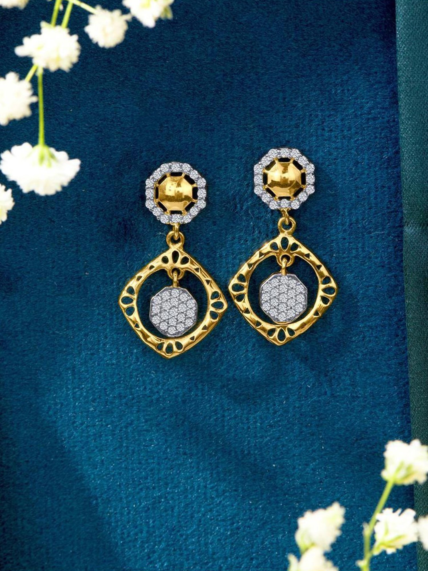 P.C. Chandra Jewellers 14 kt Gold Earrings