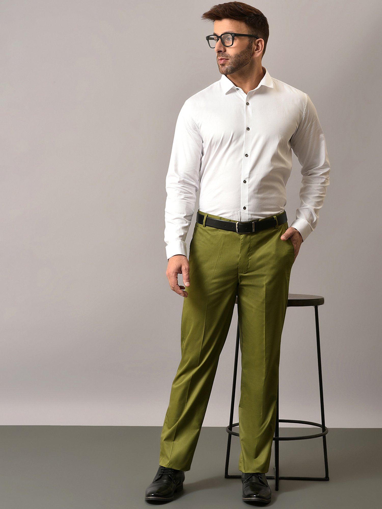 Hangup Green Regular Fit Flat Front Trousers
