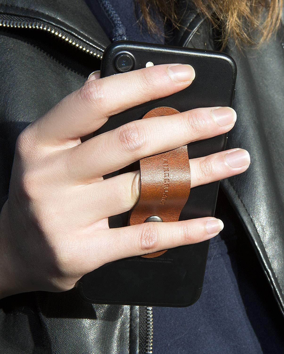 Kikkerland Phone Finger Loop, Random Color