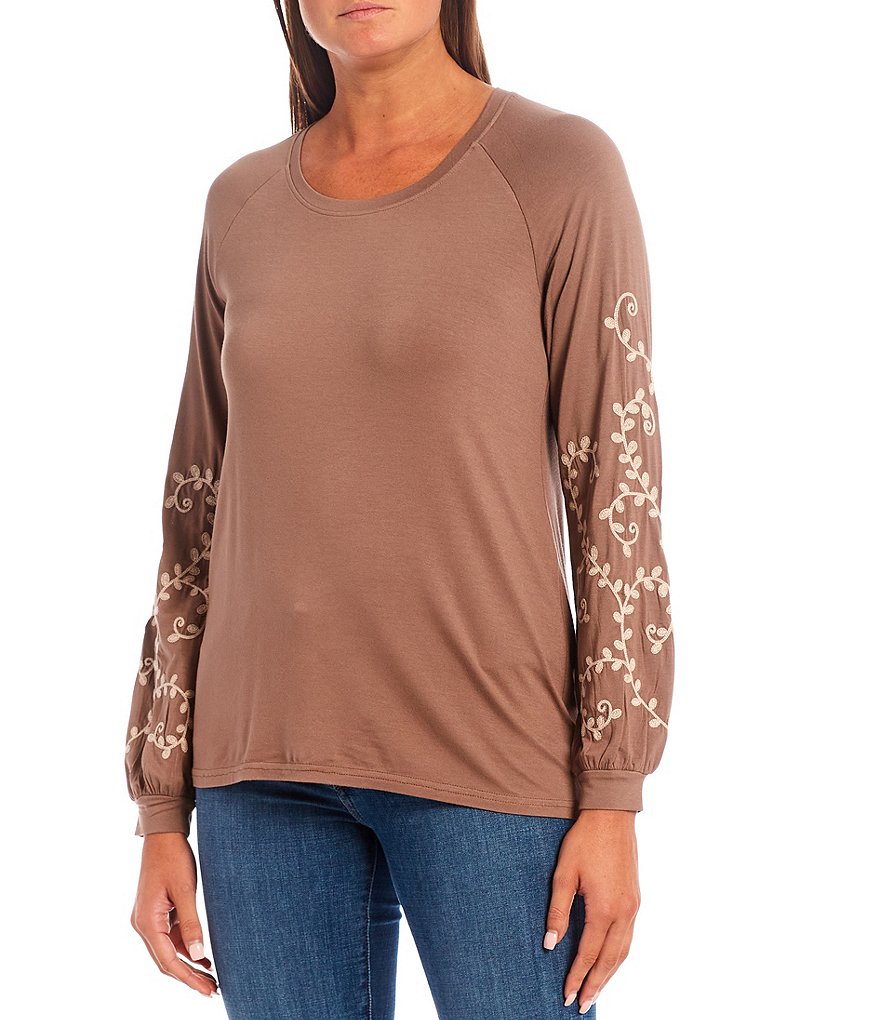 Aventura Chandler Embroidered Long Raglan Sleeve Bubble Cuff Scoop Neck Top