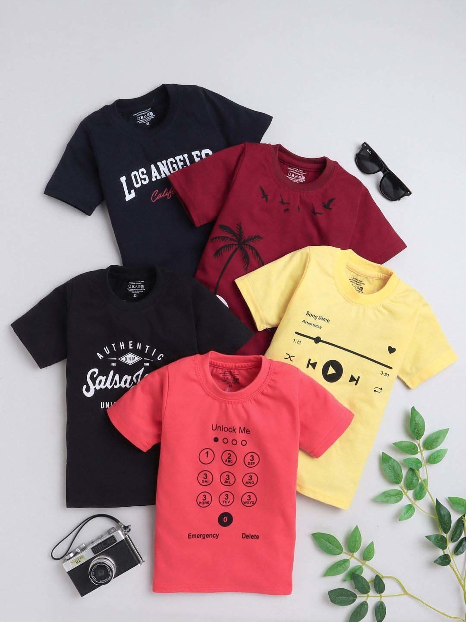 Fourfolds Unisex Multicolor Printed T-Shirt