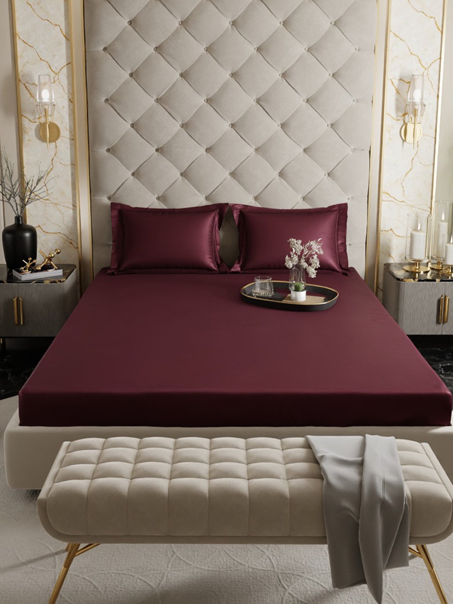 Stoa Paris Maroon 300 TC Polyester Super King Fitted Sheet with 2 Pillow Covers