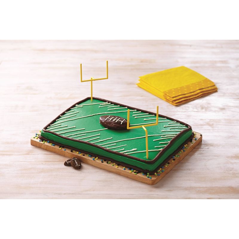 Pillsbury Funfetti Vibrant Green Vanilla Frosting - 15.6oz